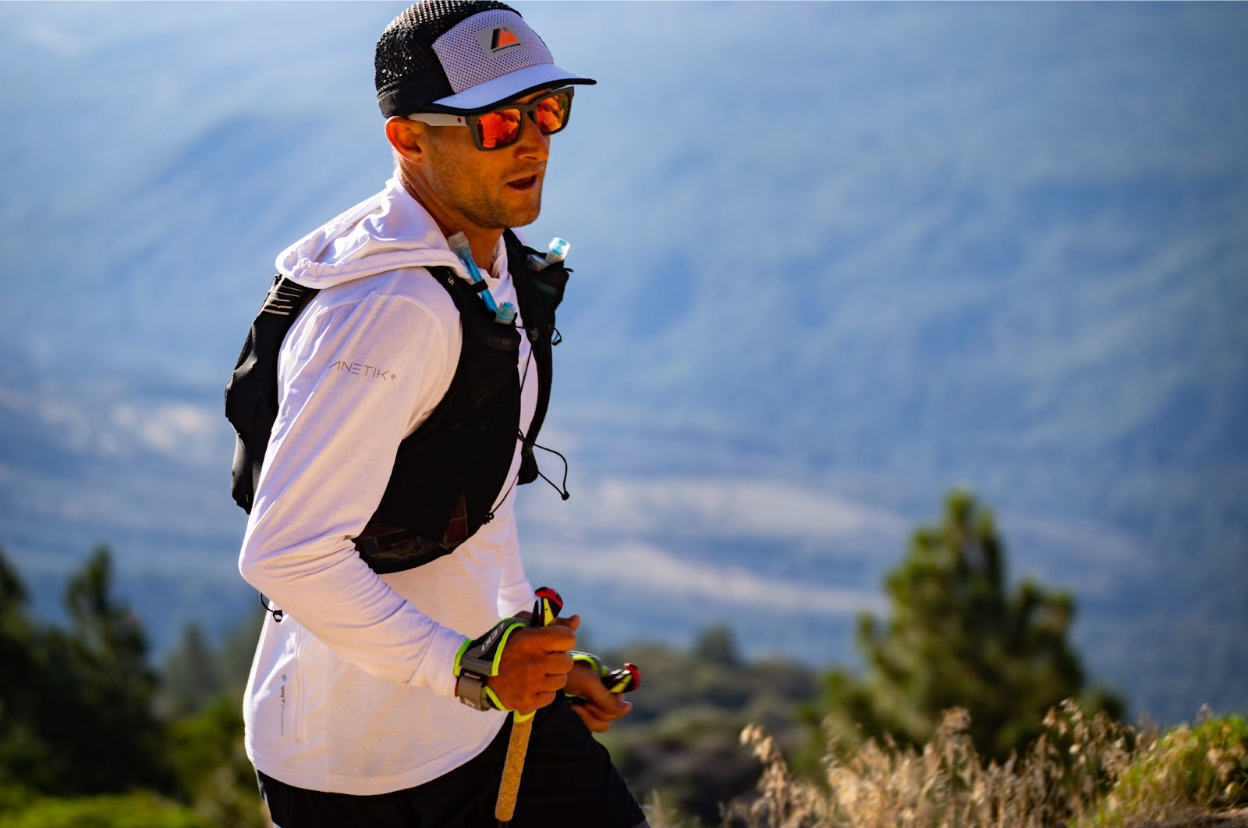 5 Must-Have Apparel Items for Outdoor Runners